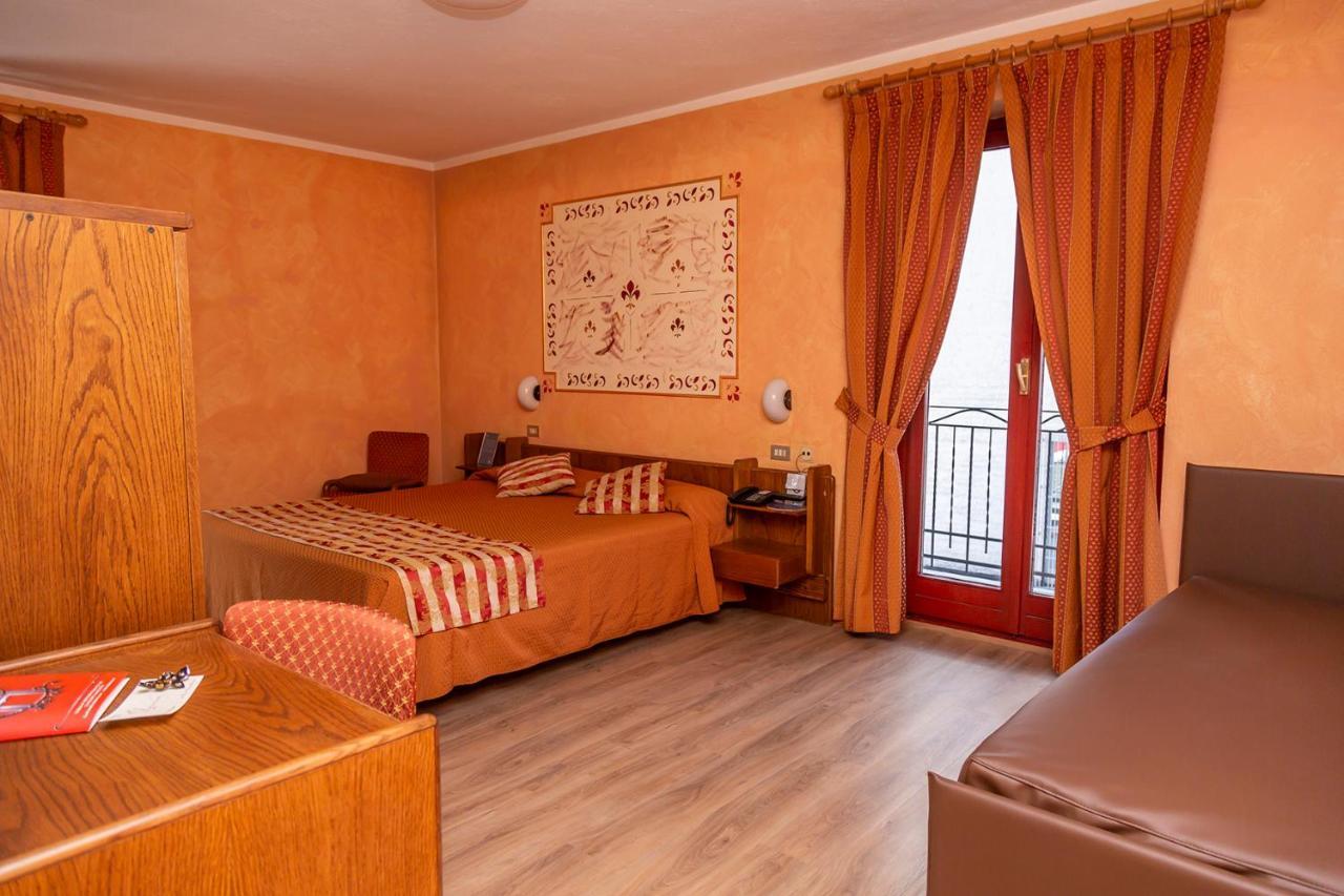 Hotel Chaberton Cesana Torinese Ngoại thất bức ảnh