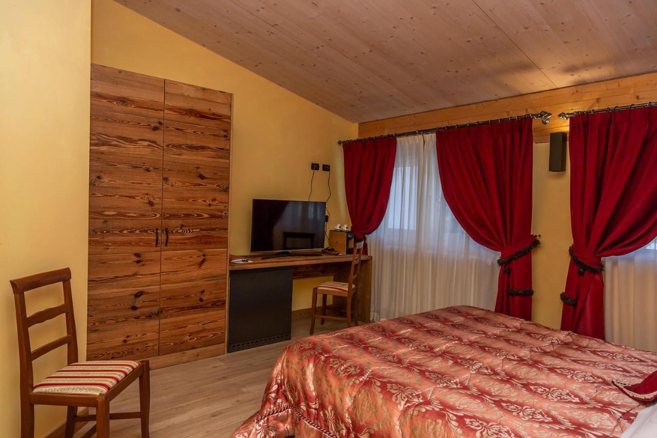 Hotel Chaberton Cesana Torinese Ngoại thất bức ảnh