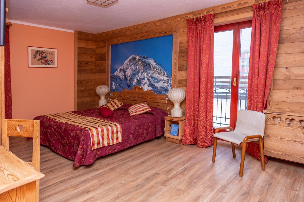 Hotel Chaberton Cesana Torinese Ngoại thất bức ảnh